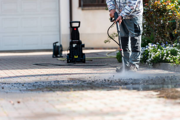 Best Garage Pressure Washing  in Fort Calhoun, NE